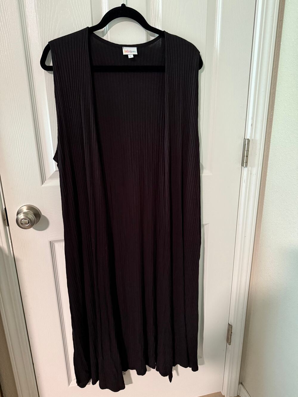 Lularoe Joy Vest Ribbed Black NWOT Size Large